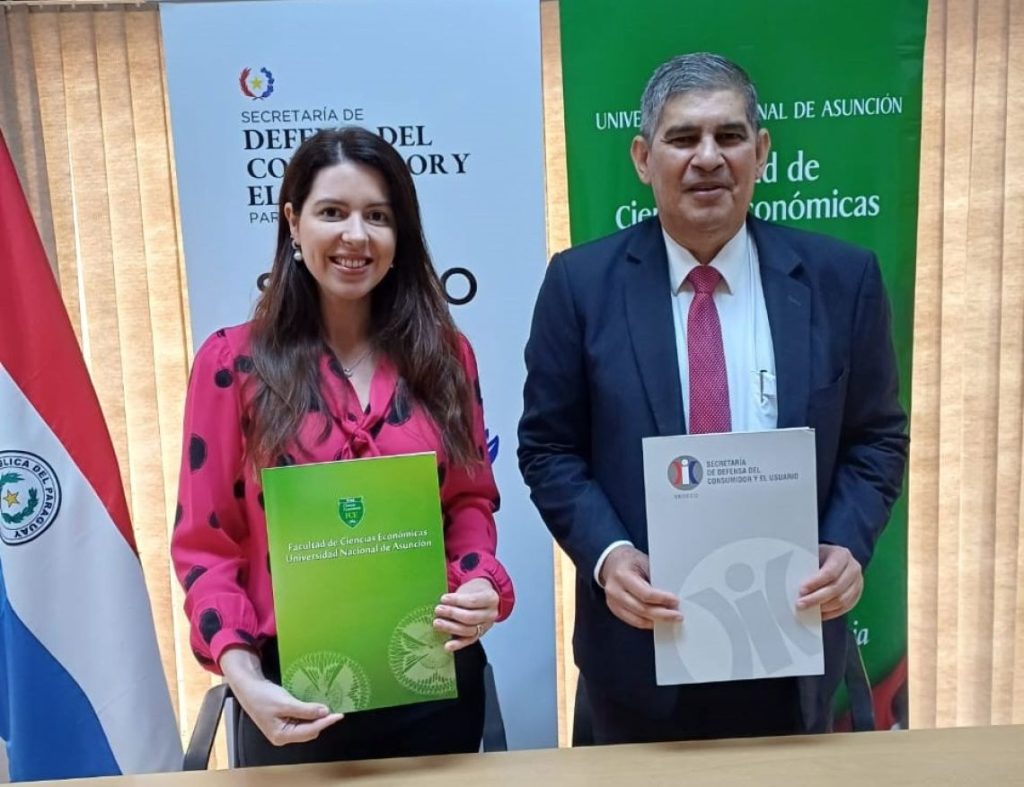 SEDECO y FCE-UNA firman convenio