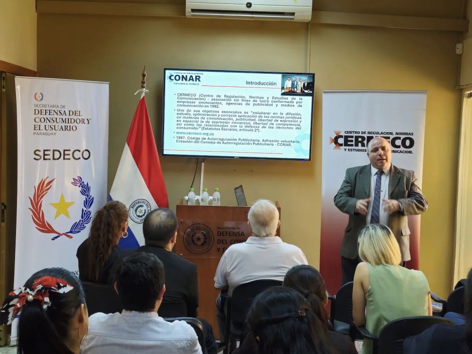 Capacitación sobre normativa en publicidad